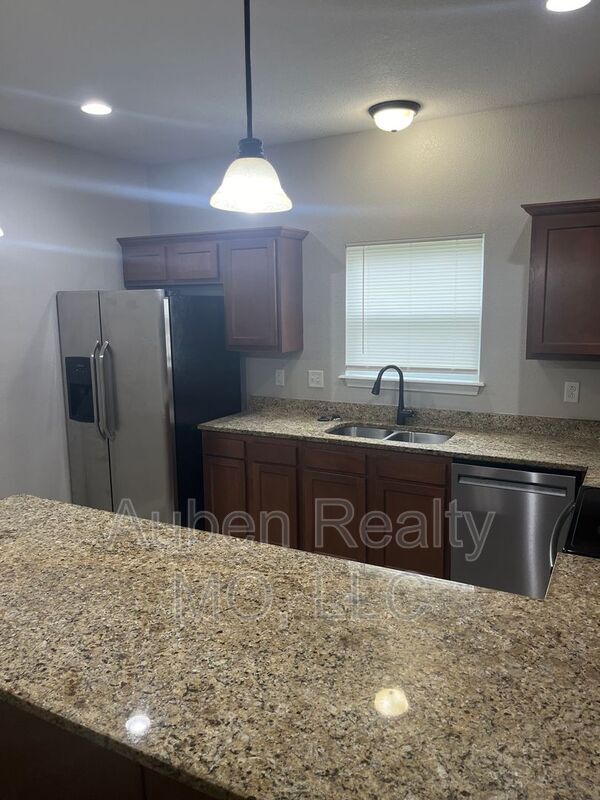 Photo - 15006 W 64th Terrace