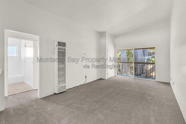 Photo - 420 Lighthouse Ave Unit D