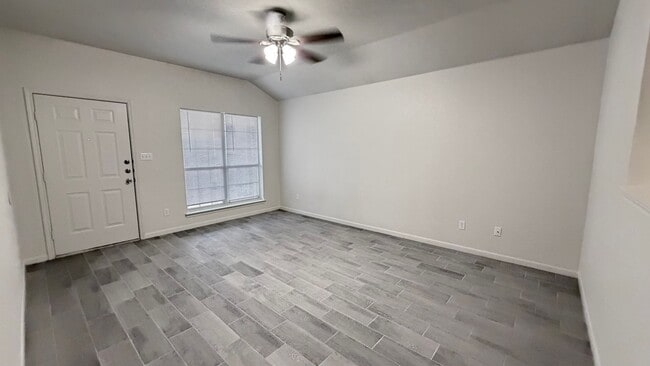 Photo - 2706 Vernice Loop Unit A