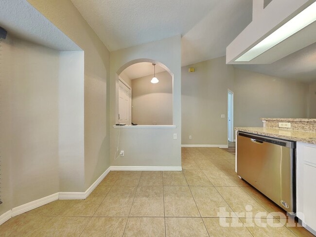 Photo - 7352 Bolten Ln