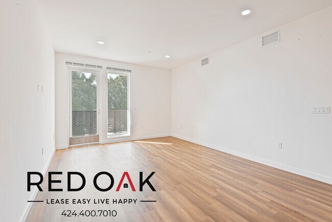 Photo - 1860 N Western Ave Unidad 318