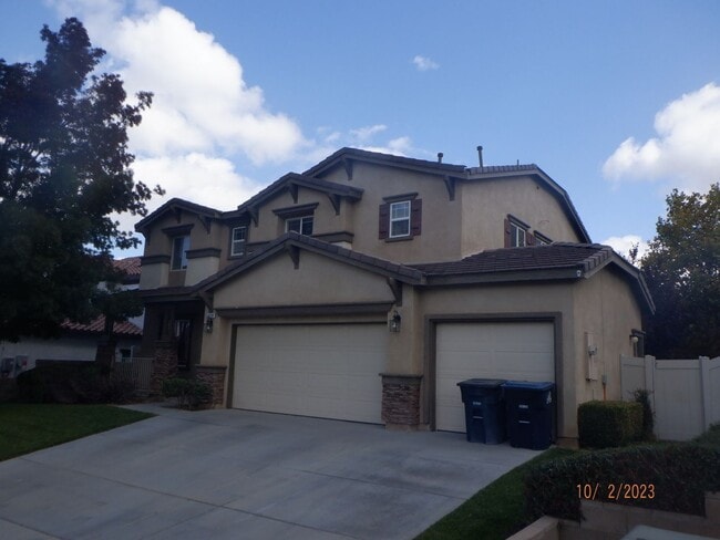 Located in the Heart of Tehachapi! - Located in the Heart of Tehachapi!