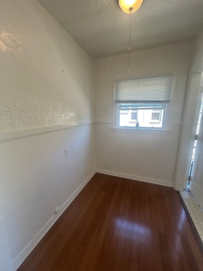 Photo - 183-187 Coronado St Unidad 183 Coronado Street