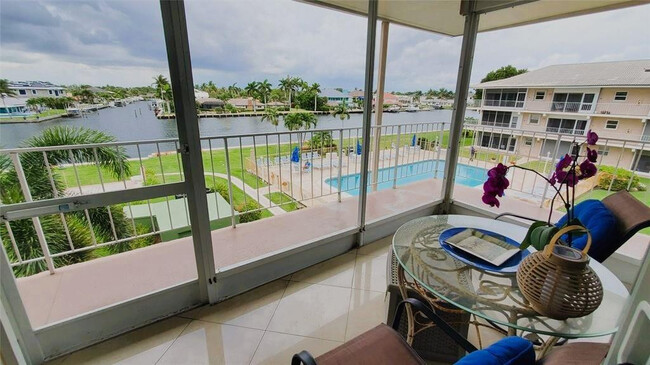 Photo - 745 SE 19th Ave Unit 314