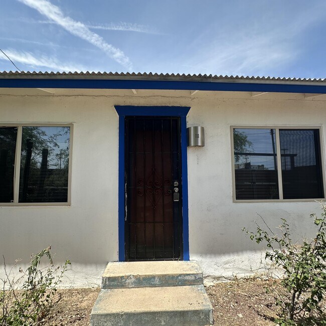 Photo - 1319 N 13th Ave