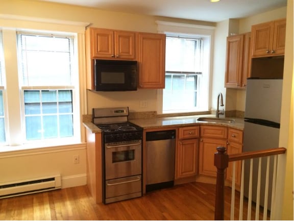 Building Photo - 18 Cedar Lane Way Unit 1