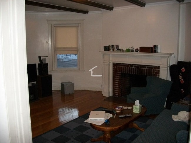Photo - 157 Thorndike St