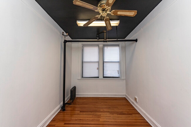 Photo - 5704 S Harper Ave Unidad 101