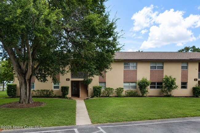 Building Photo - 3135 Shady Dell Ln Unit 242