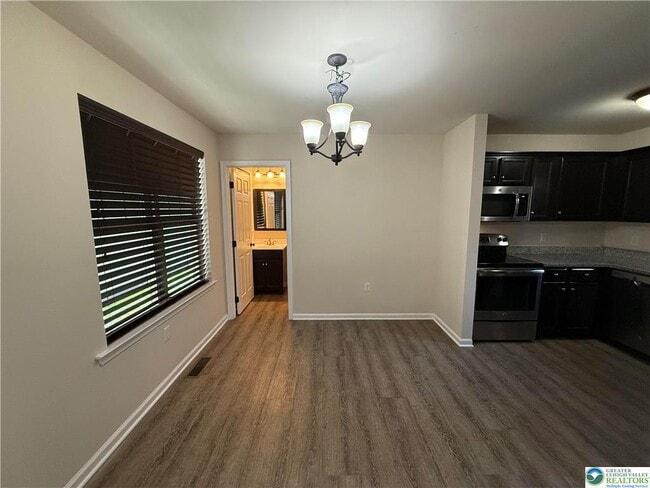 Photo - 629 Linden St