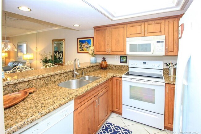 Photo - 350 NE Edgewater Dr Unit 202