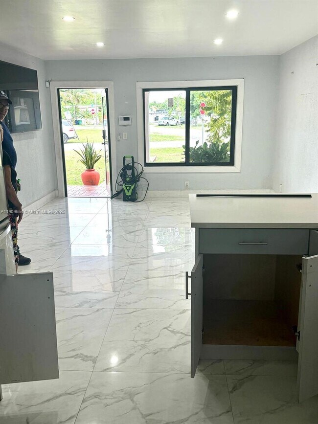 Photo - 225 NW 73rd Ave Unit 1