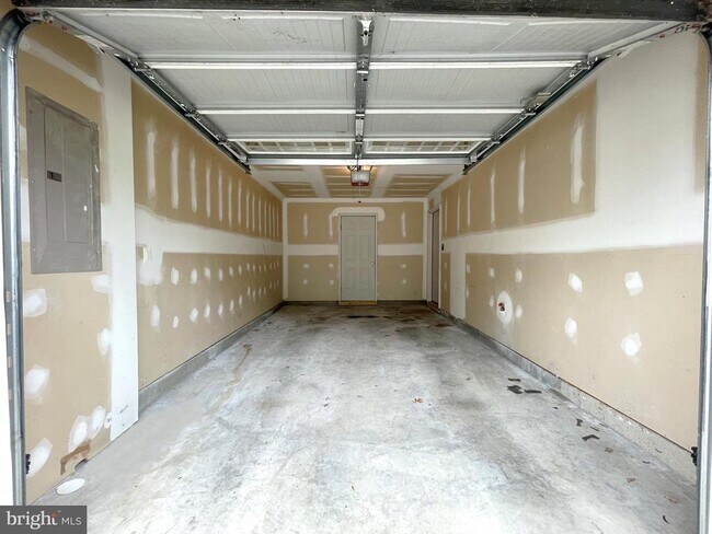 Photo - 113 Polo Way