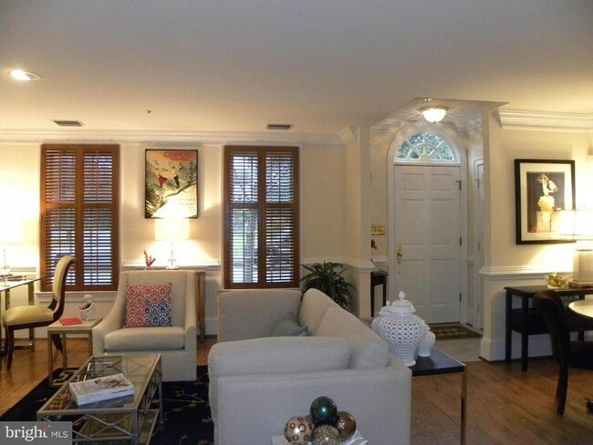 Photo - 460 S Union St