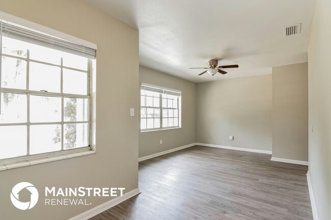 Photo - 4208 King Alfred Dr