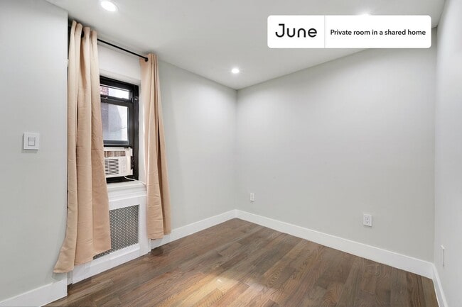 Room in Shared 3 bed/1 bath home in East Village