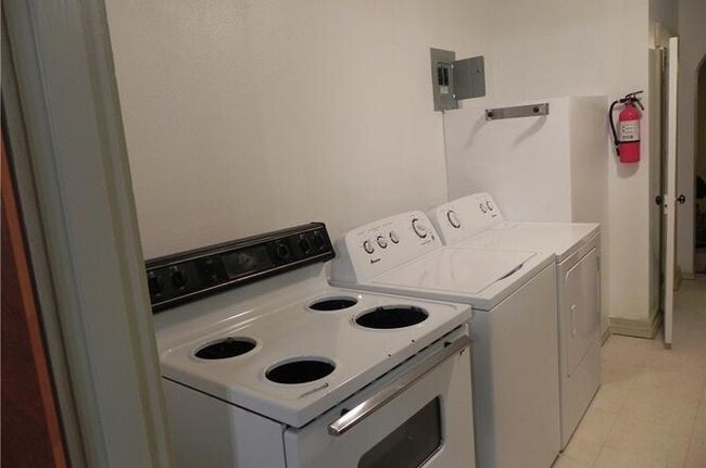 Photo - 40505 Basin St NW