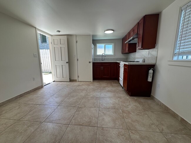 Photo - 1717 Kewalo St Unidad 1 Bedroom