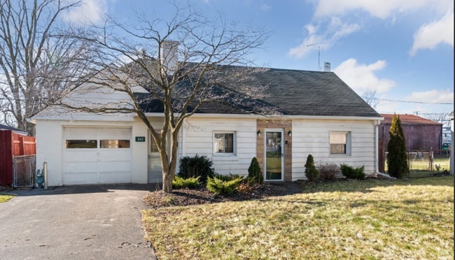 Building Photo - Cute 2 Bed 1 Bath Located by University of... Rental
