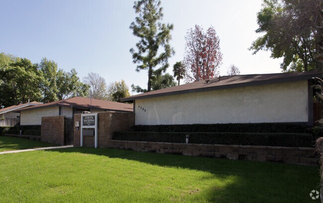 Jurupa Hacienda Apartments Primary Photo