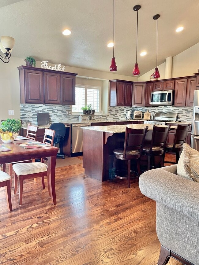 Photo - Luxury Fully Furnished 4-Bedroom Home for Rent – Clinton, Utah