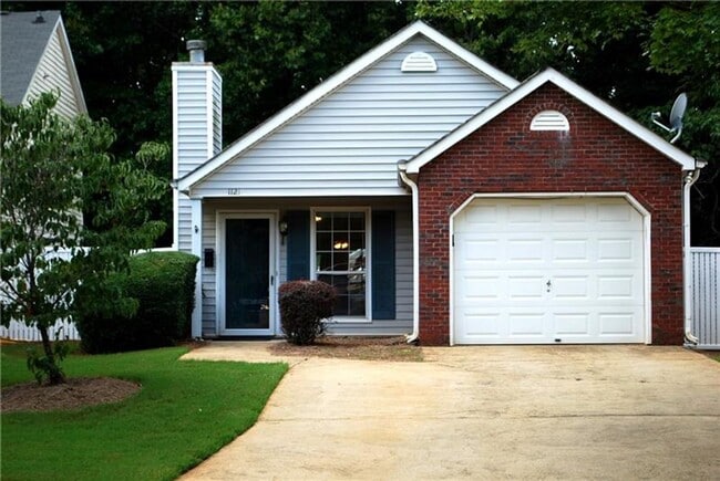 Building Photo - 2 bed/2 bath bungalow in the wonderful Bri... Rental