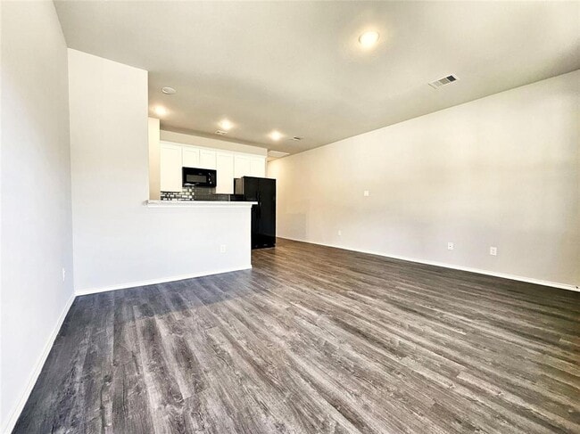 Photo - 310 S 12th St