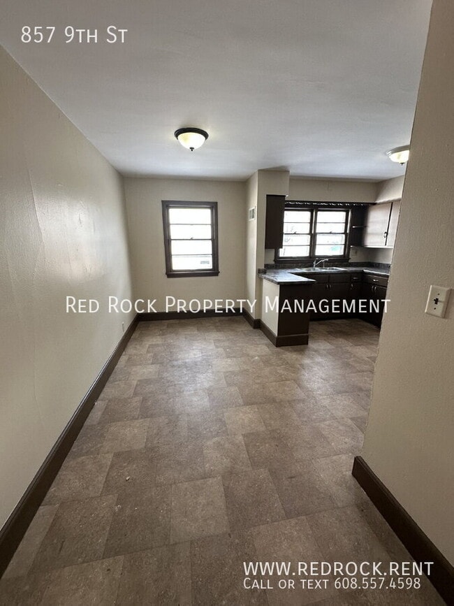 Photo - 857 9th St