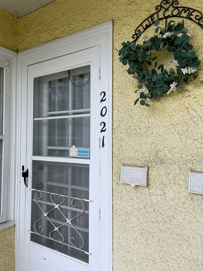 Photo - 2021-2023 E 6th St Unit 2021 E 6th St