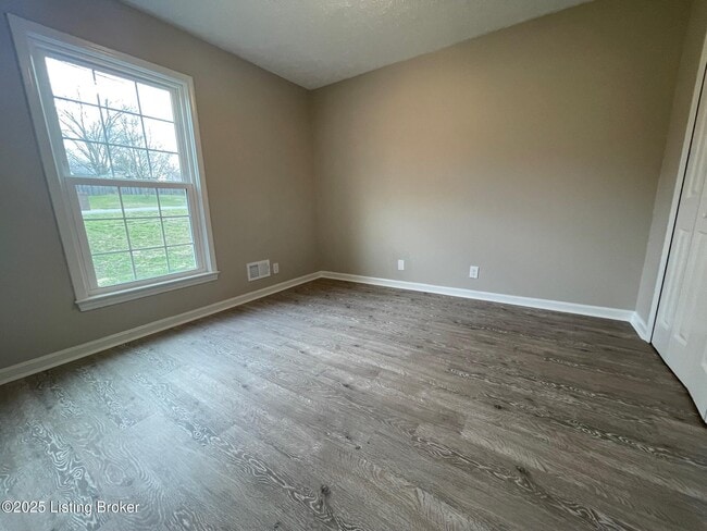 Photo - 7308 Bluffington Rd