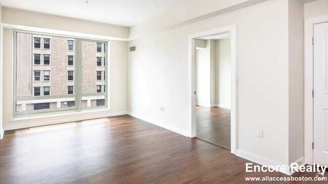 Building Photo - 6 Emerson Pl Unit 707 Rental