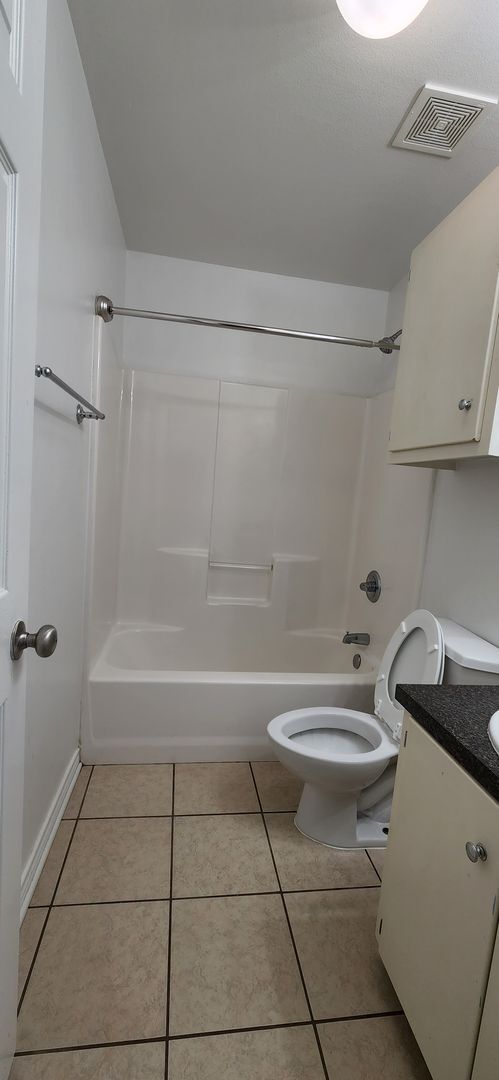 Photo - 2262 FM2864 Unit 2