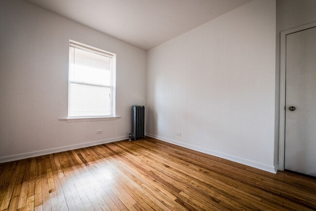 Grand Crossing Apartments