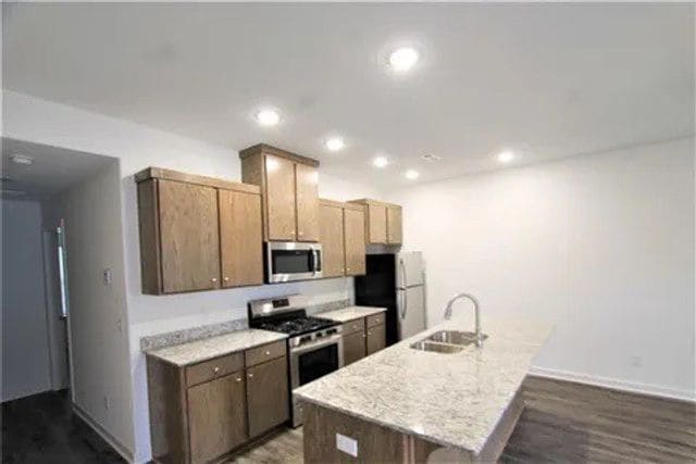 Photo - 637 Hidden Springs Dr