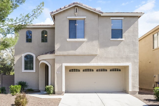 Building Photo - 1303 S Mansard