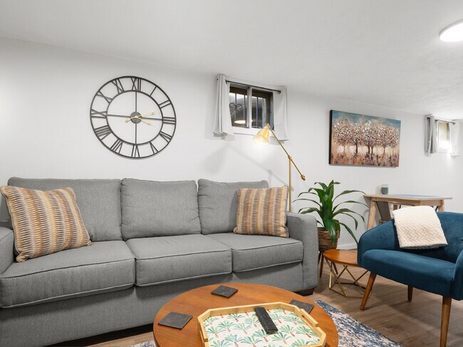 Photo - 135 E Cleveland Ave Unit 135 E Cleveland Ave