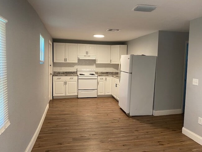 Photo - Coming November - Modern, Spacious, & Pet-...
