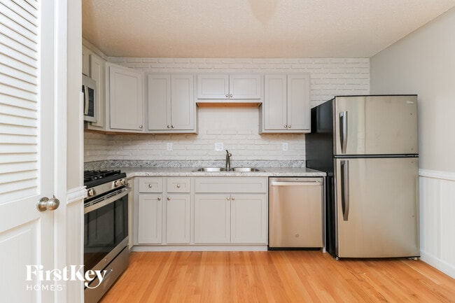 Photo - 2705 Peachwood Trail
