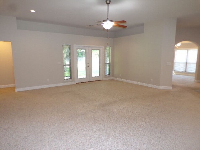 Photo - 4-Bedroom Craftsman Style Home