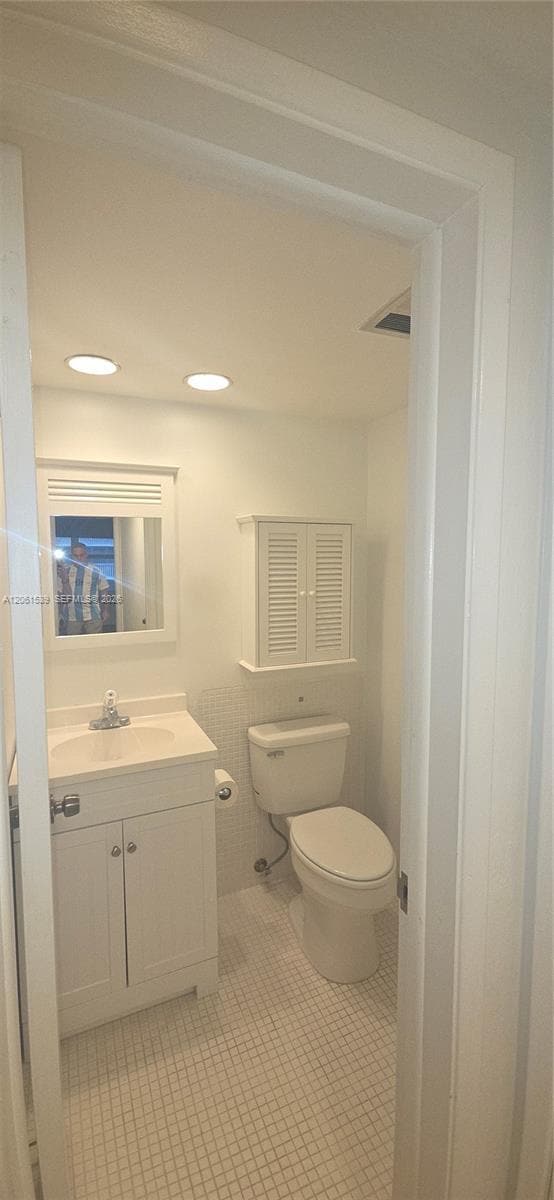 Photo - 4010 Galt Ocean Dr Unit 716