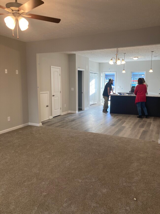 Photo - 410 Rick McCormick Dr