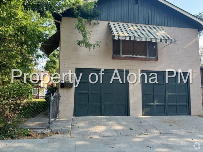 Building Photo - 2720 W Heron St Rental