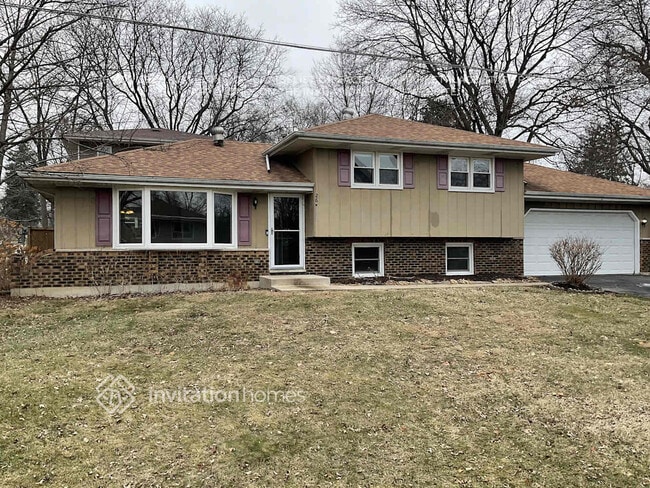 Building Photo - 26W064 Harrison St