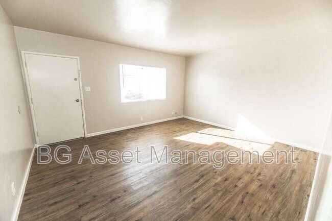 Photo - 22815 Grand St Unit 17