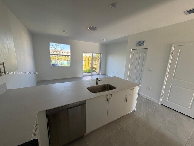 Photo - 2732 SE 26th Ave