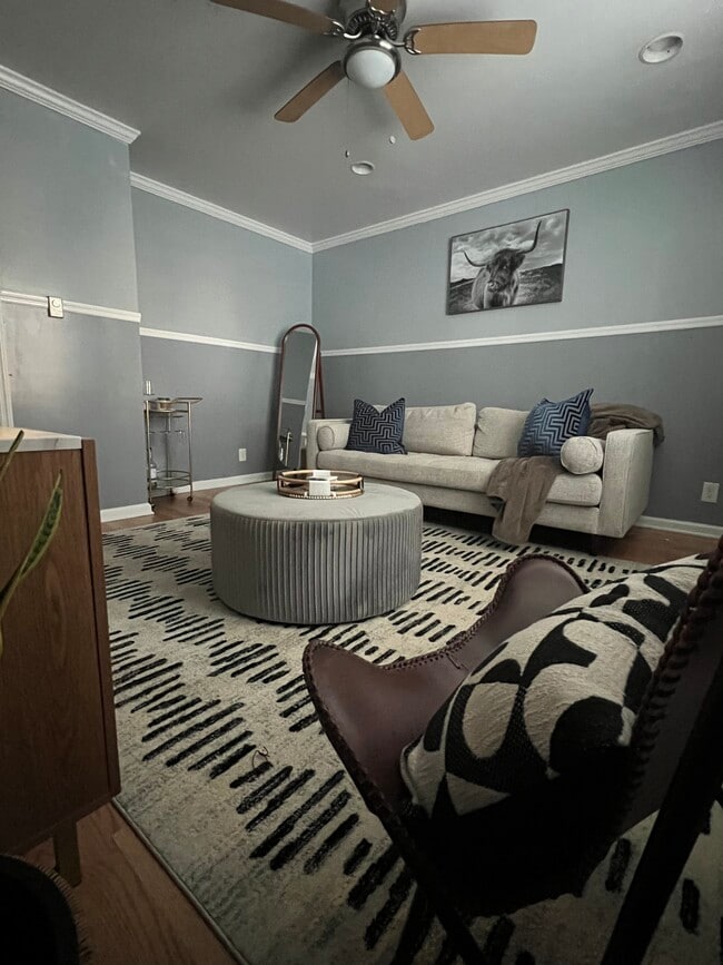 Building Photo - 53 1st St Unit 1