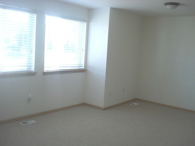 Photo - Beautiful 4 Bedroom Home on a Corner Lot i...