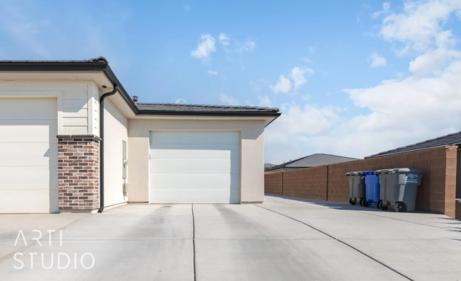 Building Photo - 1815 E Yant Flat Dr Unit 1815 Rental