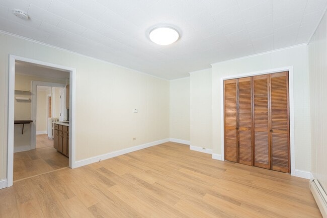 Living Room with 6' closet