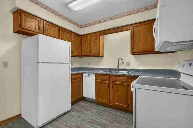 Photo - 657 E Crest Dr Unit b